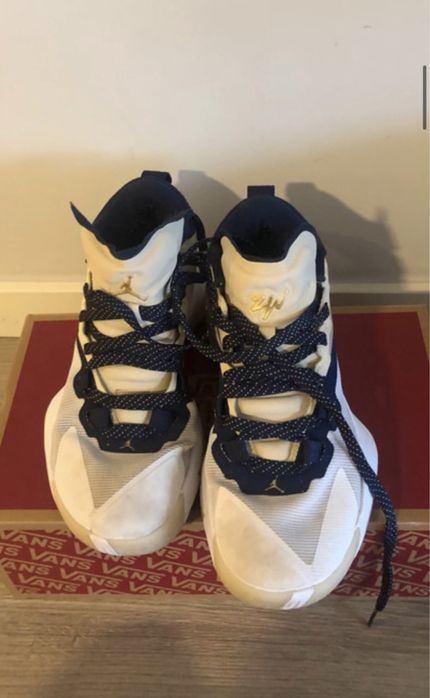 Tenis Jordan - ZW - Originais - Excelente - Edição Limitada