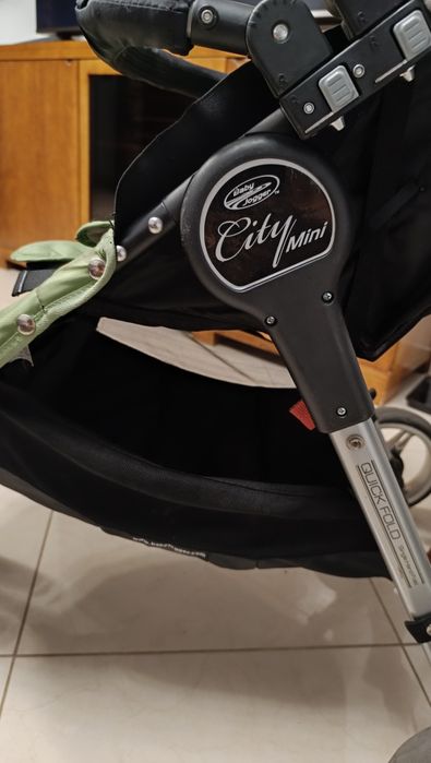 Wózek spacerowy Baby Jogger City Mini