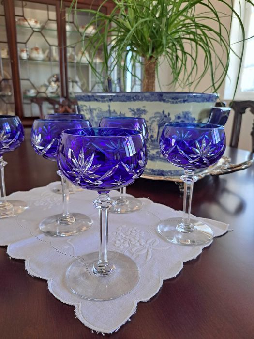 Conjunto para mesa de Jantar Porcelana, Toalha Linho e copos cristal