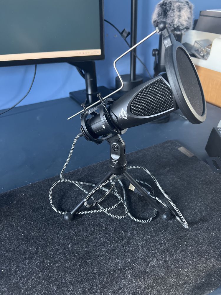 Mikrofon mantis trust gxt usb