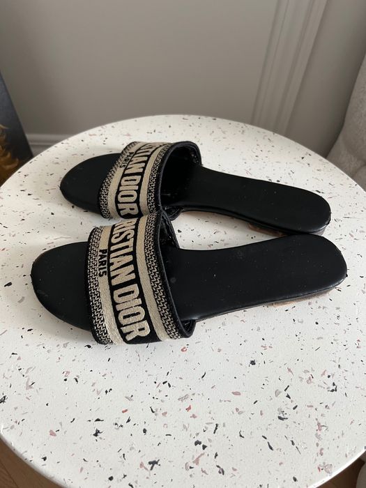 Christian Dior klapki roz 39