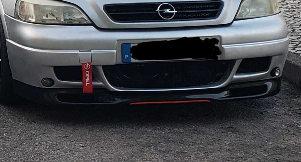 Para-choque Opel astra G muito bom e perfeito para uso