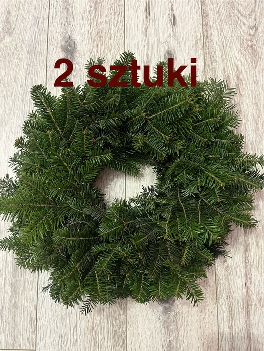 Sprzedam ręcznie wykonany wianek z naturalnej, swieżo ciętej jodły