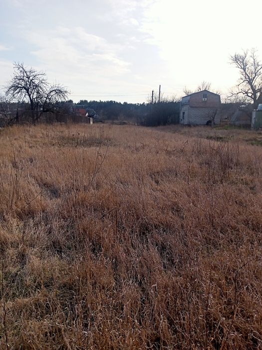 Продается участок16000 дол.