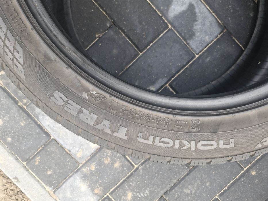 2 x opona zimowa 235/45r17 Nokian
