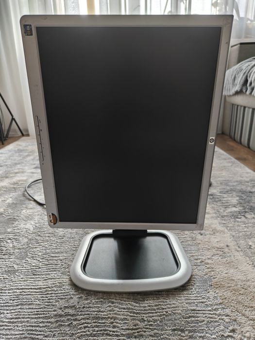 Монітор для комп'ютера HP L1940T HSTND-2B02