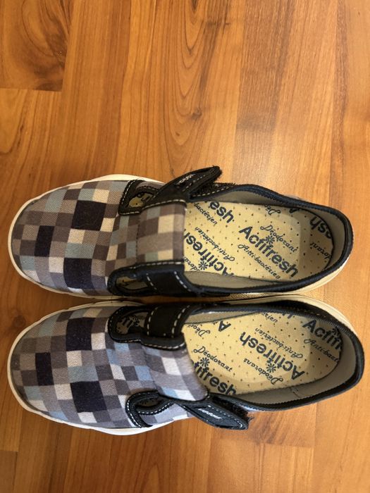 Тапки дитячі, 31 розмір.