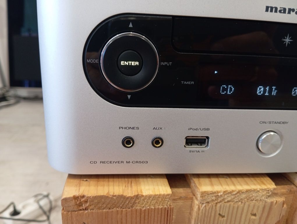 Marantz M-CR503 + pilot