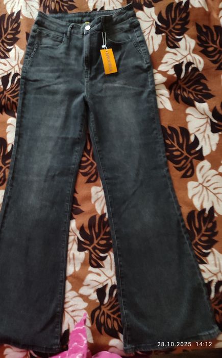 Жіночі джинси кльош MYOURSA