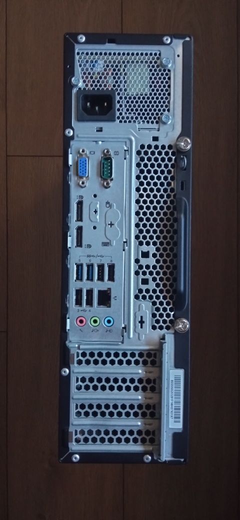 Komputer Lenovo M83 Intel i3 8GB RAM 250HDD DVD Windows 10 Pro