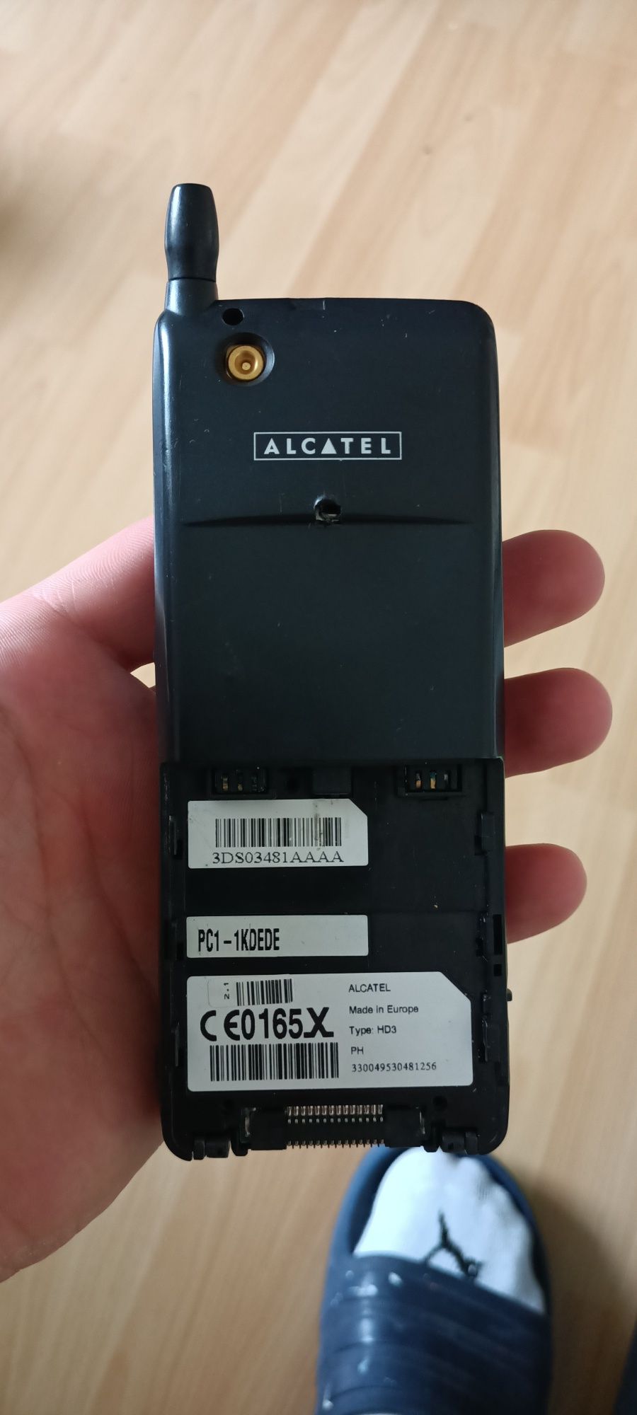 Alcatel HD3 z 1997 zabytek