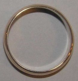 Półokrągłe obrączki ślubne ze złota (damskie), próba 585, nowe