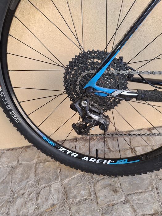 Bicicleta Cannondale FSI carbono