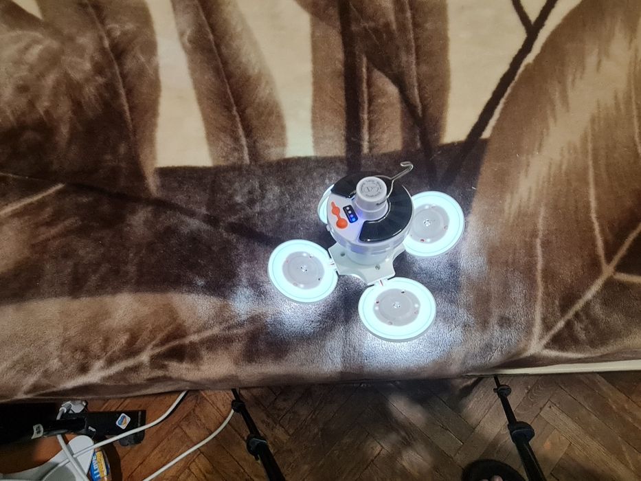 Продам лампу на аккумуляторе