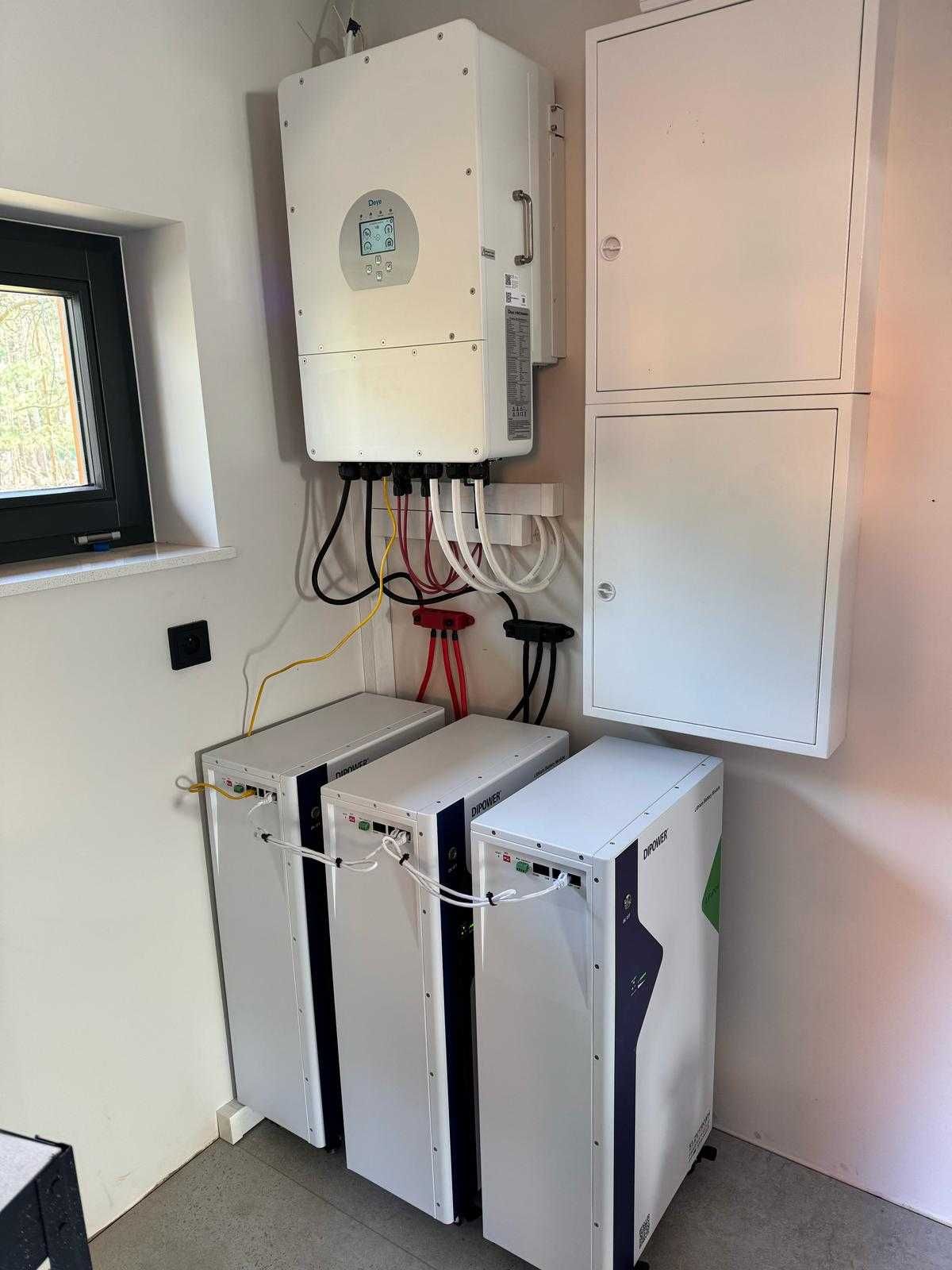Zestaw Magazyn Energii 15,36 kWh DiPower + Falownik Deye 12K-SG04LP3