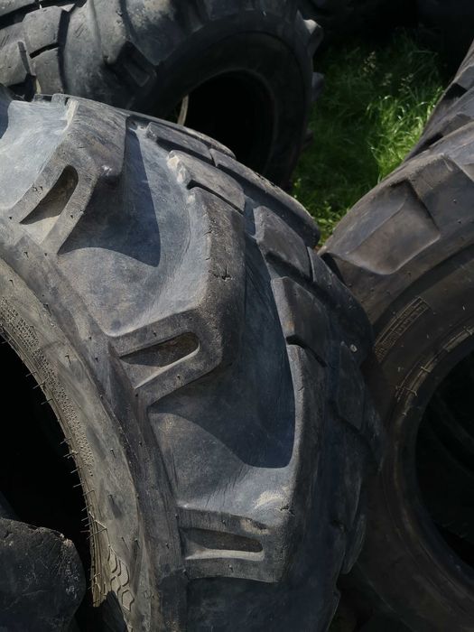 18-19.5 mecalac ładowarka koparka 18r19.5 opona