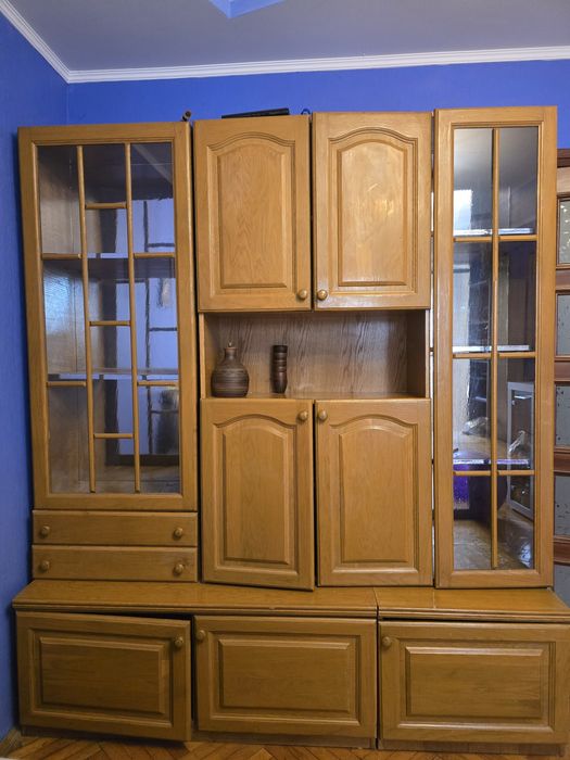 Шафа деревяна, вінтажна шафа, книжні полиці, деревяні тумби, шафа