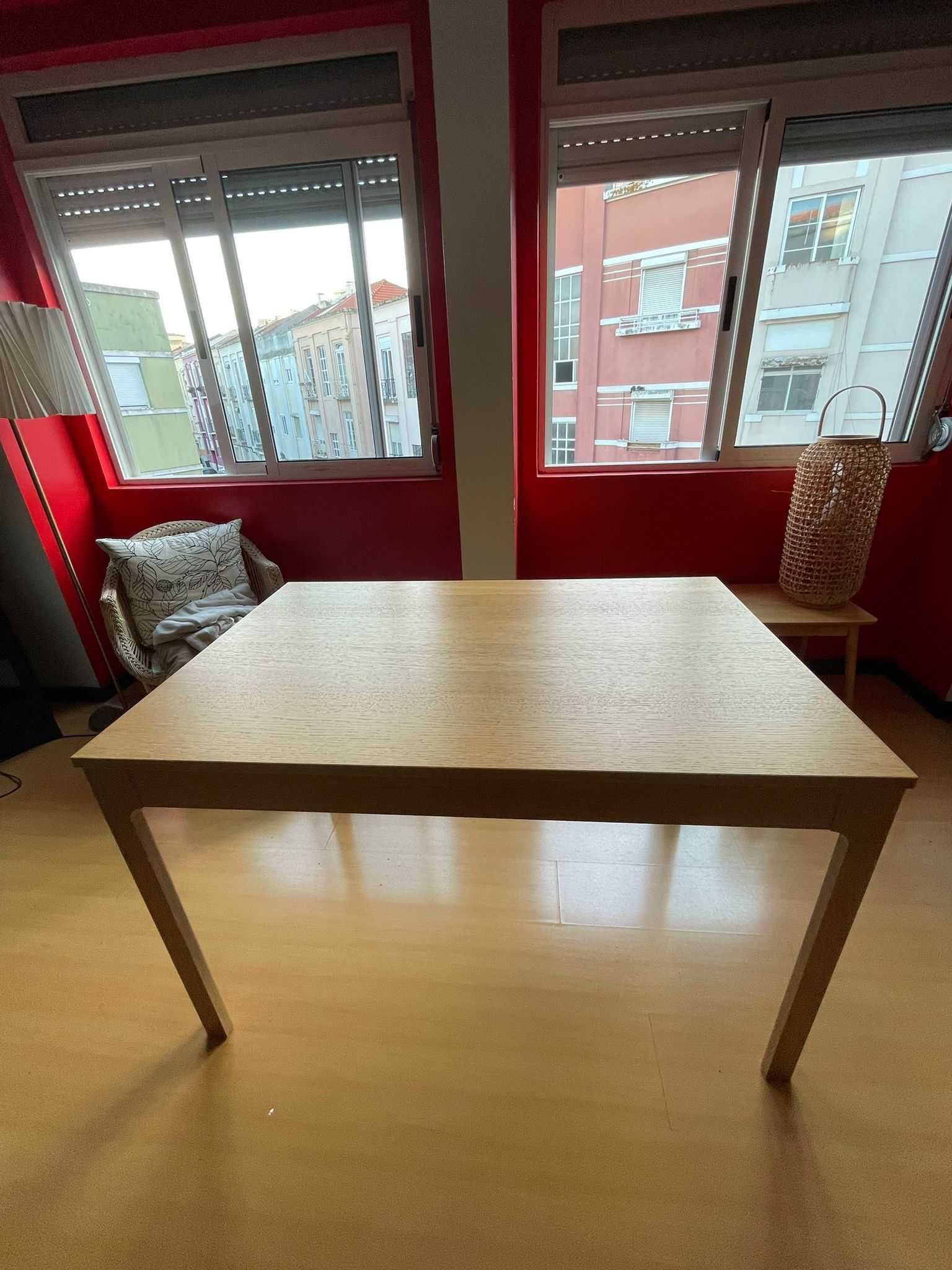 EKEDALEN, Mesa extensível (120/180cm)
