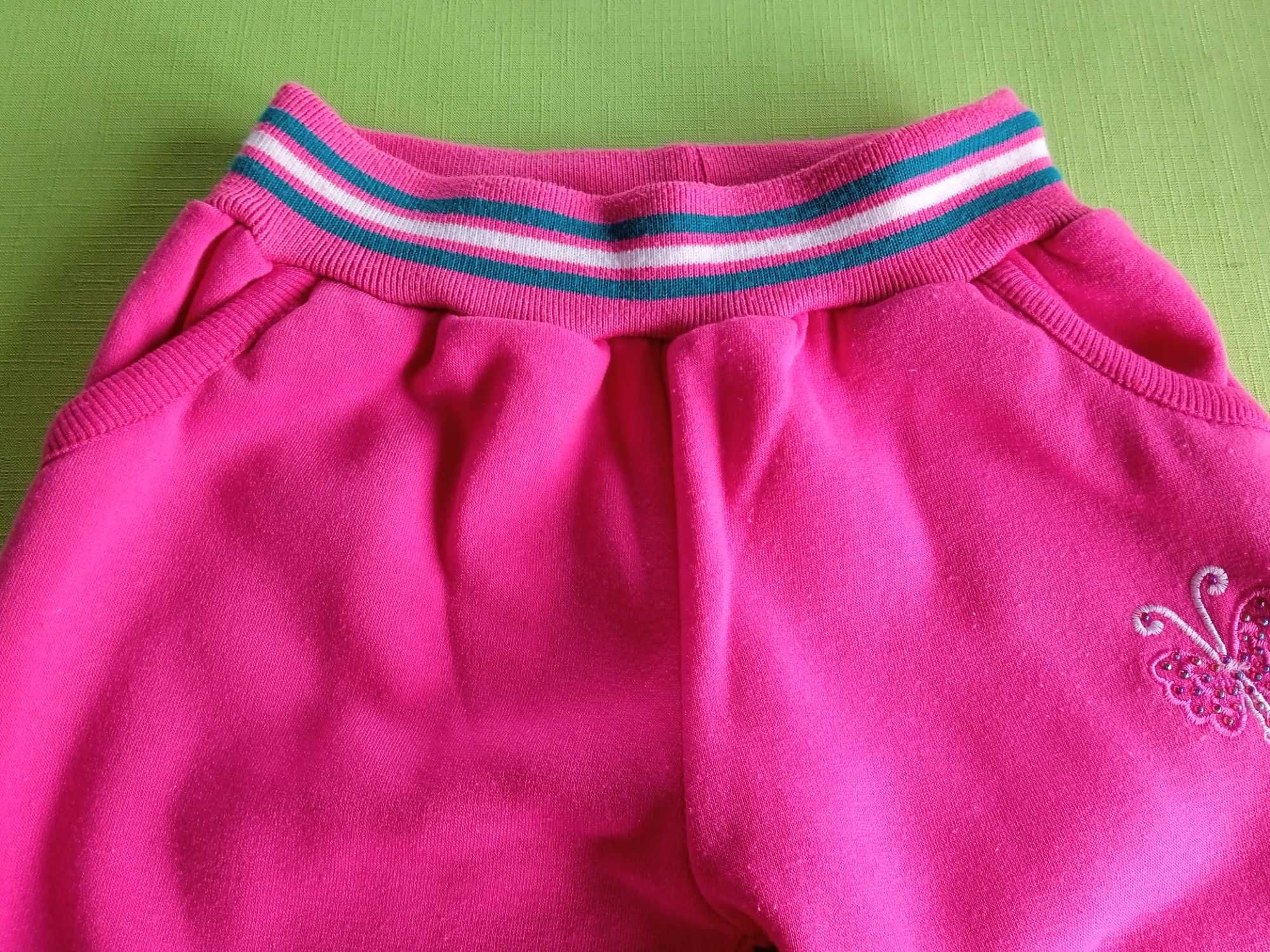 Spodnie dresowe - dla dziewczynki - różowe - roz. 122 -