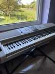 Keyboard Yamaha DGX-305