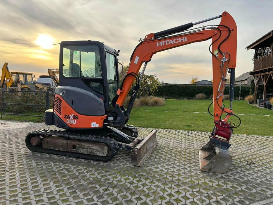 Hitachi ZAXIS 38U  Koparka Hitachi 2013,  powertilt, stan bardzo dobry