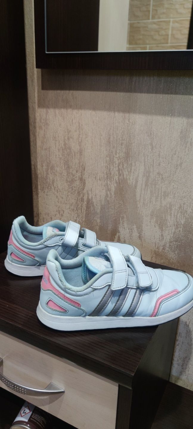 Buty adidas dziewczęce rozmiar 35