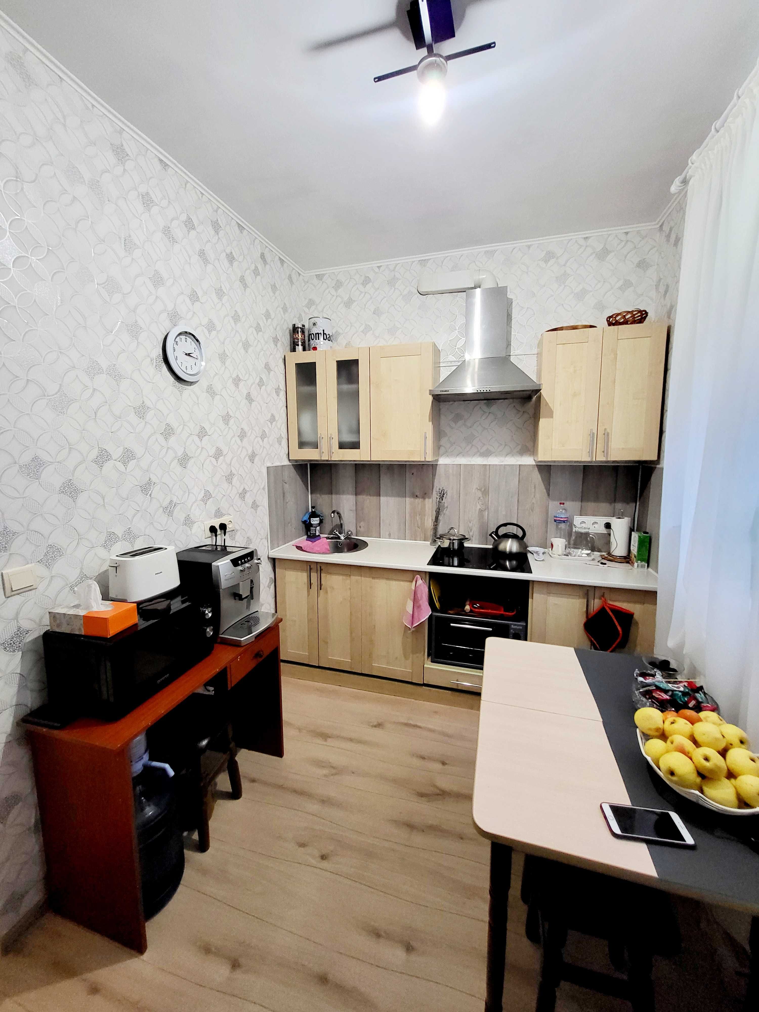 Квартира з ремонтом та меблями 37м2. Ірпінь. 28500$.