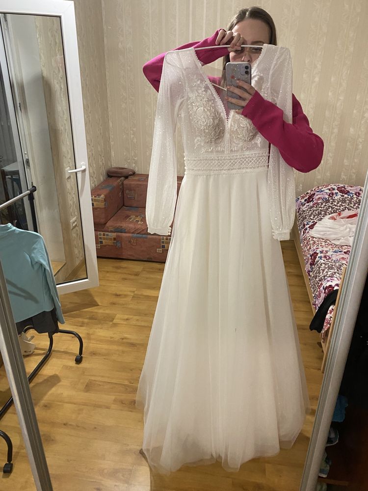 Свадебное платье
