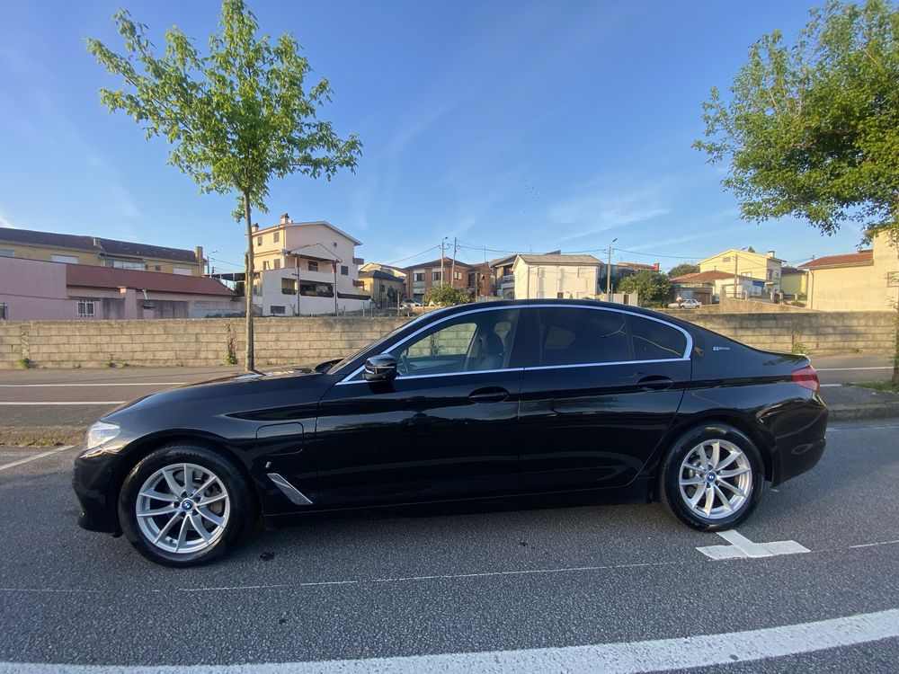 Bmw 530e híbrido ::: 1 registo ::: nacional Particular