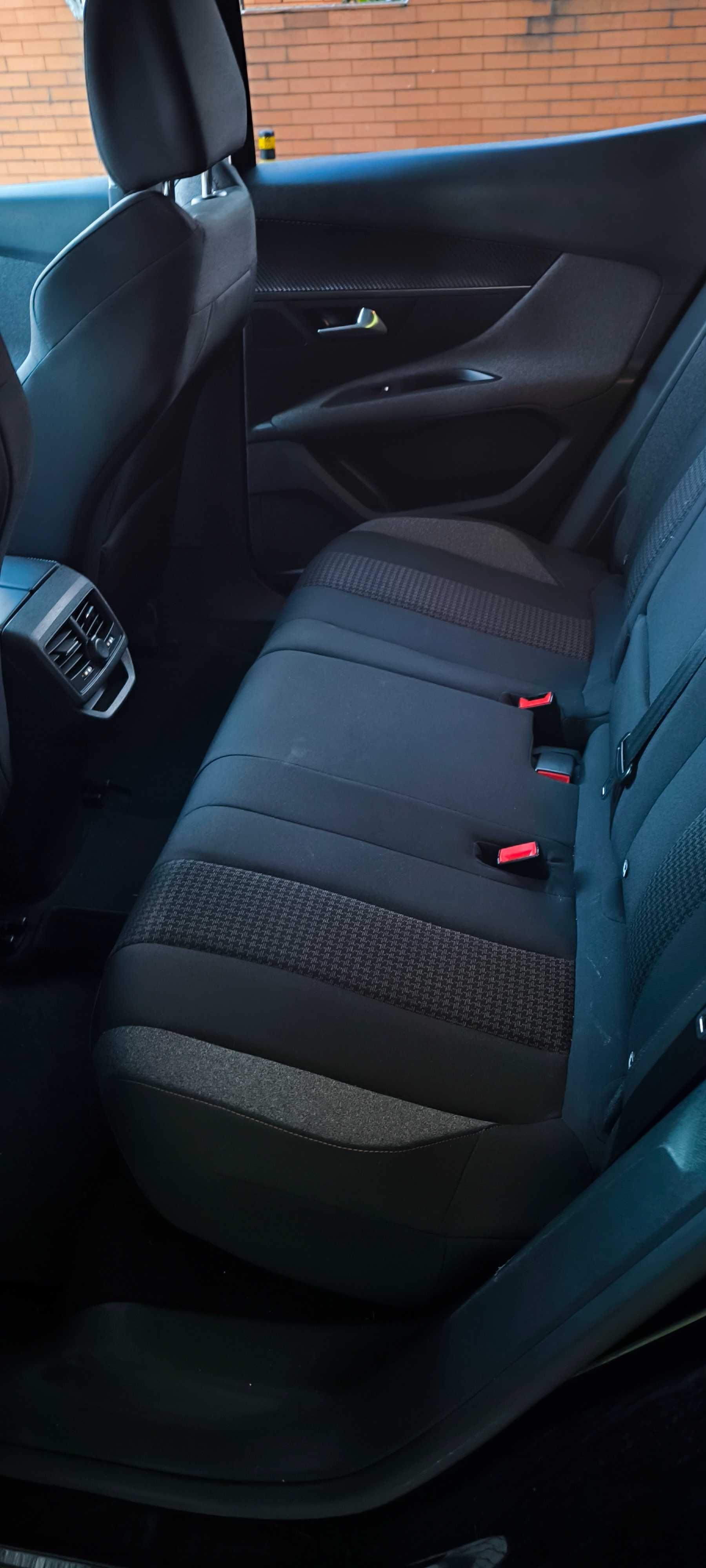 Pegeout 3008 BlueActive Automático