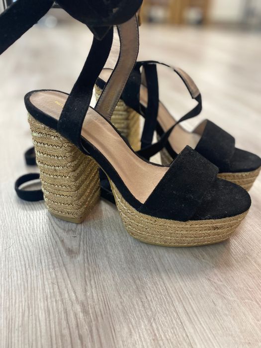 Buty sandałki 38 nowe