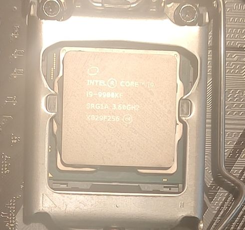 Процессор Intel core I9-9900kf