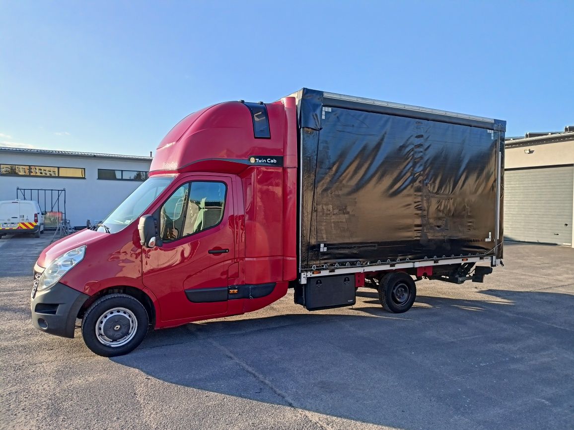 Renault Master 2019 rama autolaweta najazd sypialka plandeka Movano