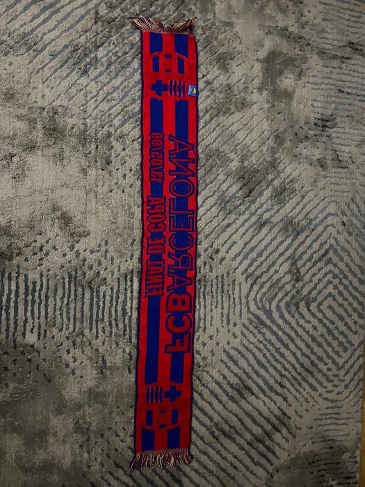 Szalik FC Barcelona Oficjalny