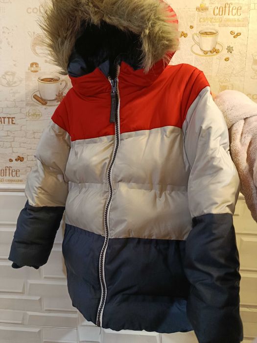 Next ,дитяча зимова куртка на 104 зріст