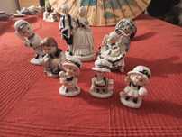 Zestaw 7 figurek porcelanowych