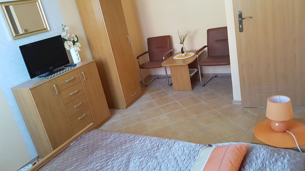 RAFELA - pokoje gościnne kwatery noclegi łeba domek nad morzem