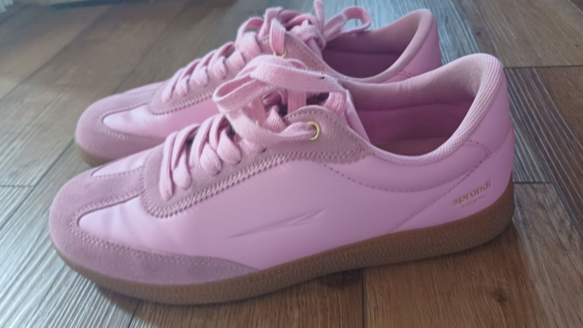 Buty damskie adidasy