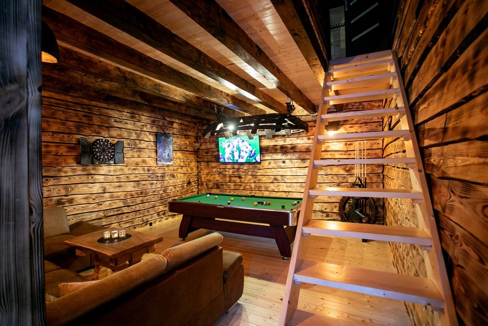 Domek RYSIÓWKA w lesie KASZUBY prywatny BASEN sauna BANIA zapraszamy