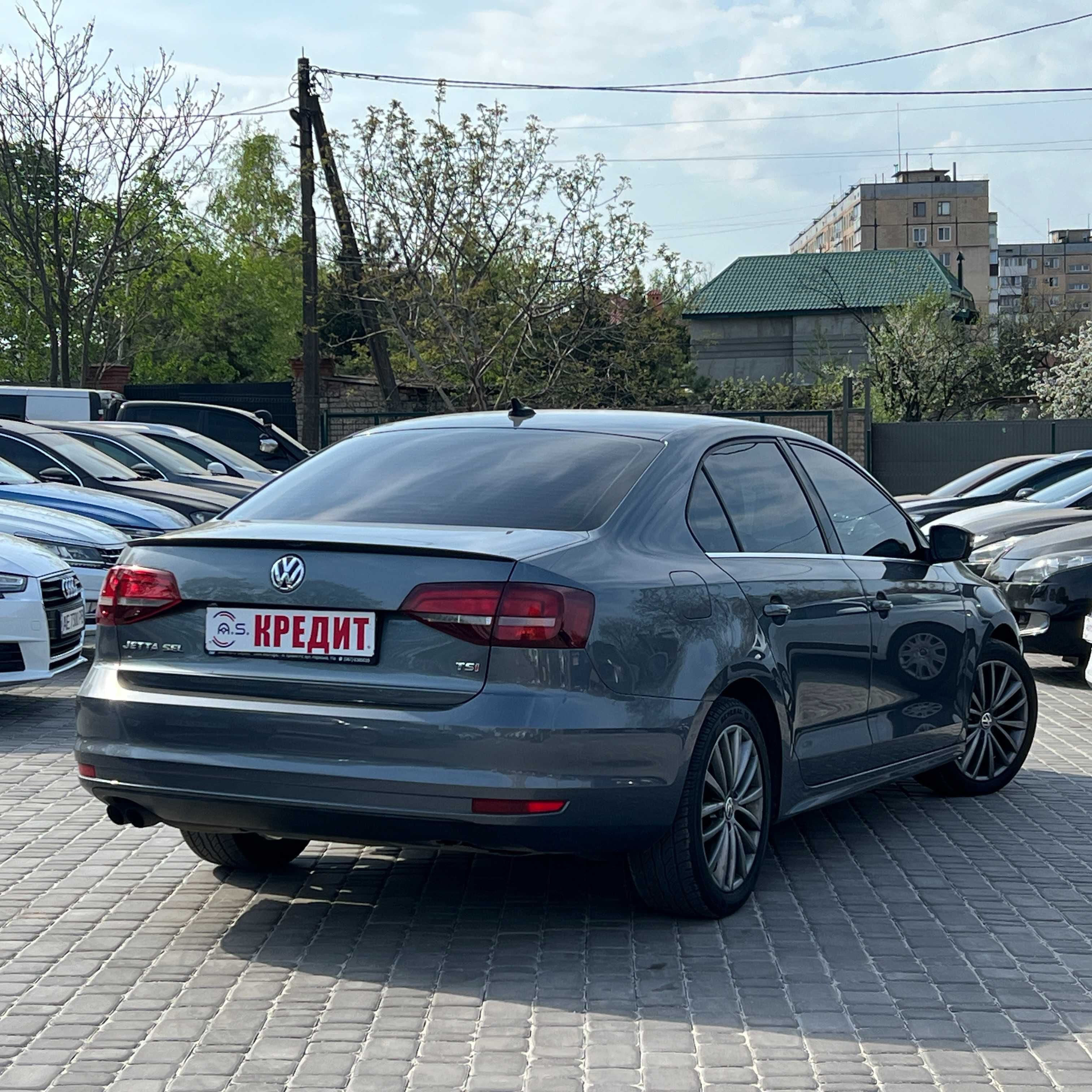 Продам Volkswagen Jetta 2015 рік можлива розстрочка,кредит!