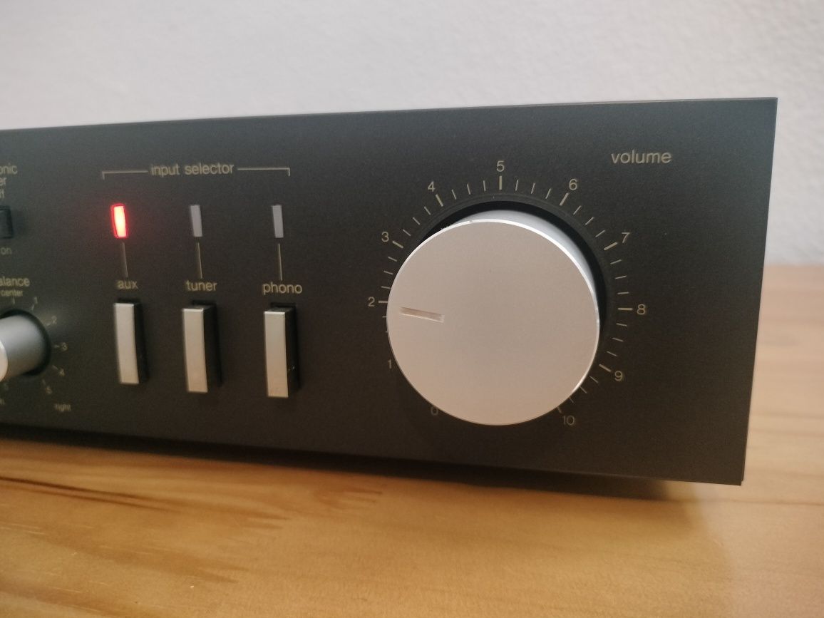 Amplificador Technics SU-Z22