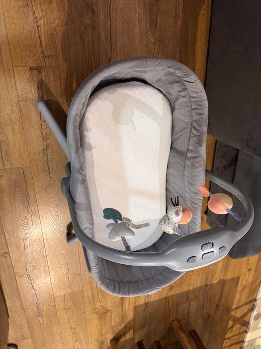 Chicco Baby Hug 4w1 jak nowe