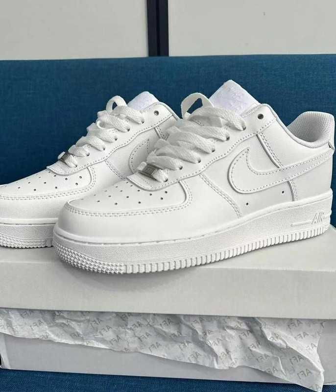 Trampki NikeAirForce1Low07White damskie białe buty:38