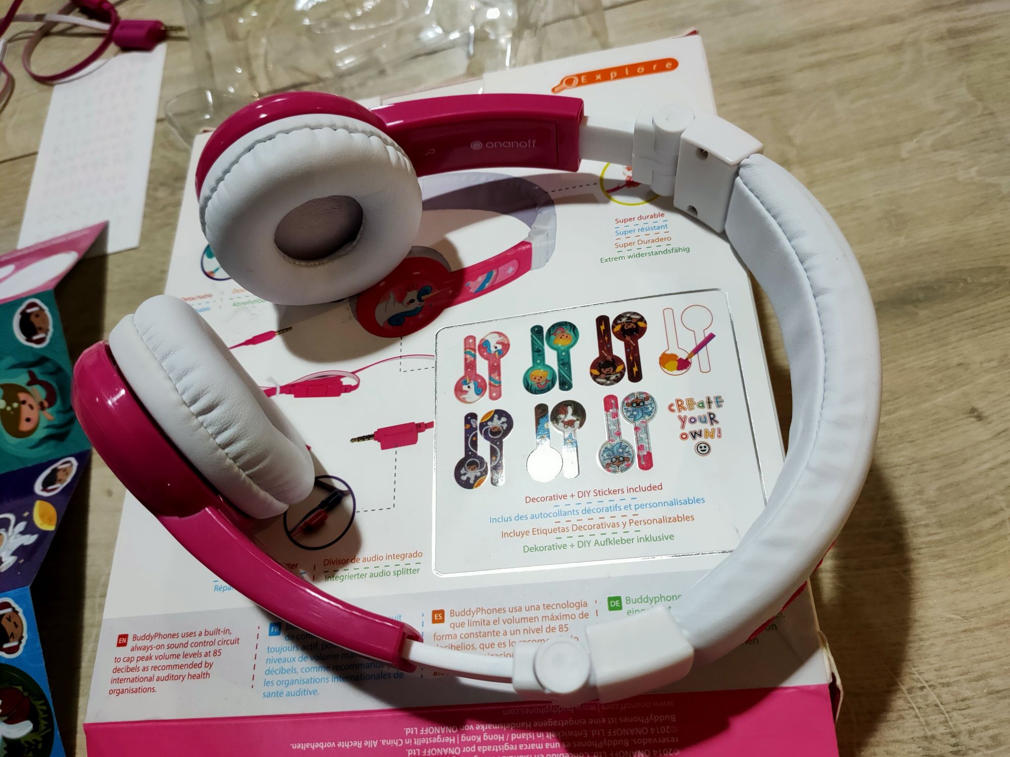 Słuchawki dla dzieci BuddyPhones explore różowo białe komplet