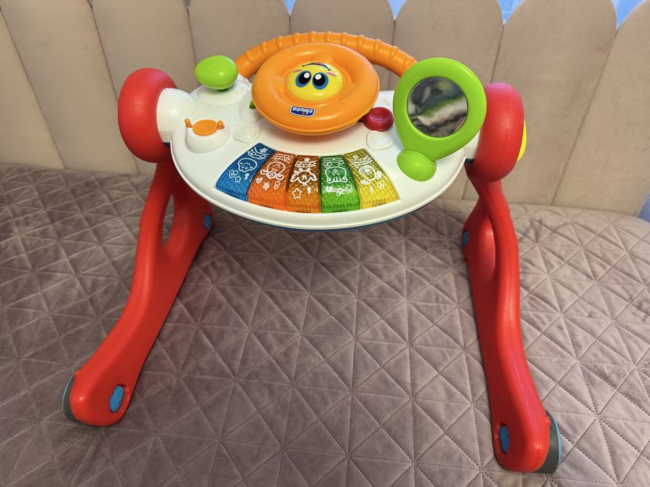 Розвиваючий центр від Chiko від 3 міс до 3 років