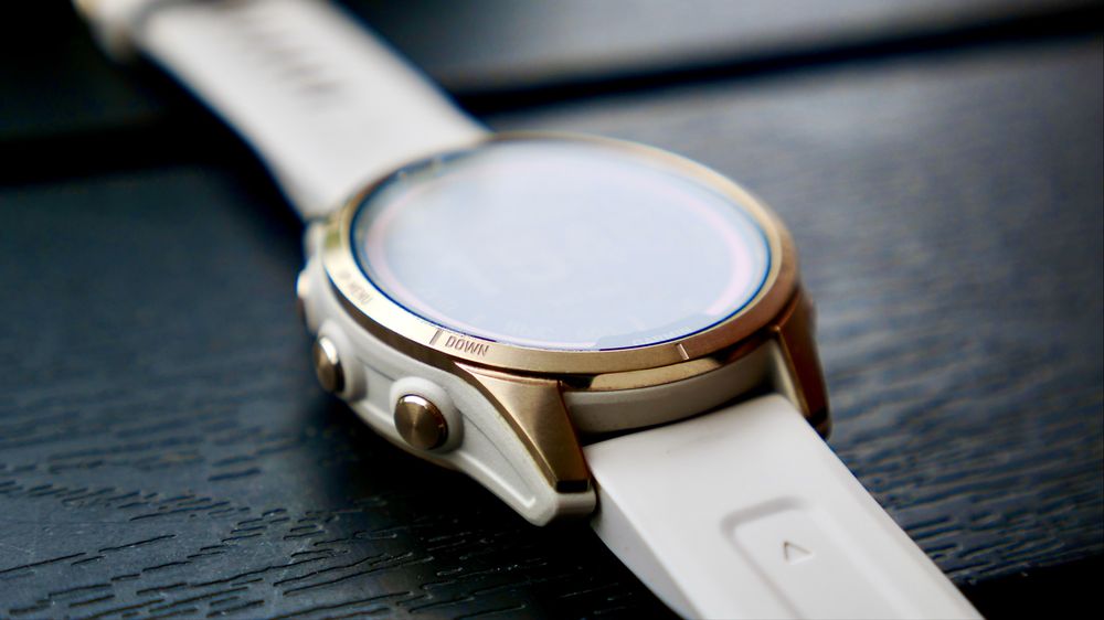 Продам Часы. Как новые Garmin fenix 7S Sapphire Solar