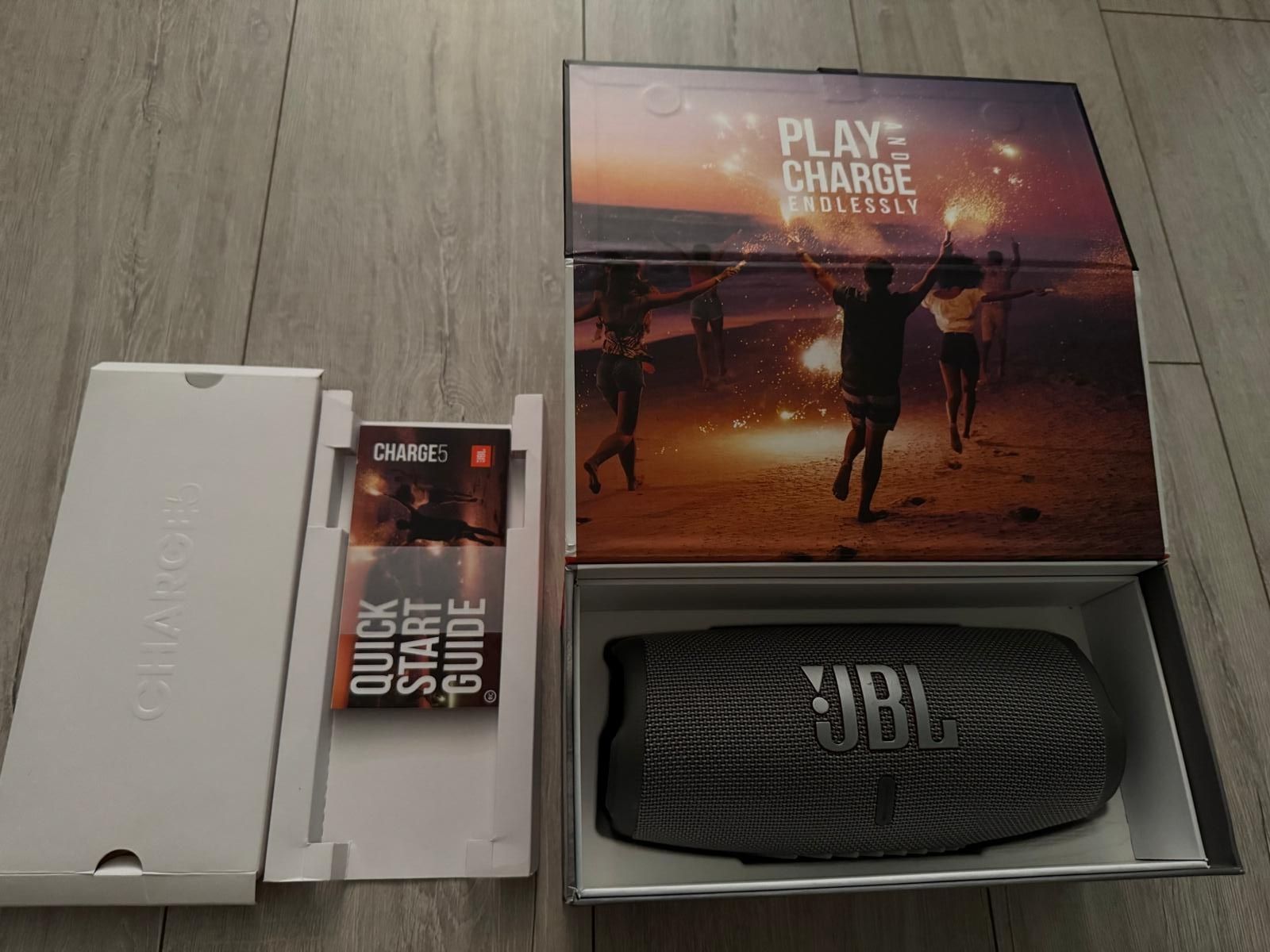 JBL CHARGE 5 w bardzo dobrym stanie