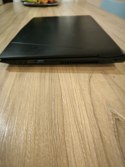 Laptop do gier Clevo N850HK1 i5-7300HQ 12gb DDR4 GeForce GTX1050Ti