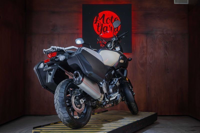 Продається Suzuki V-Strom DL1000 ABS Traction із Японії