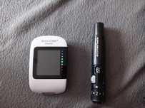 Glukometr Accu-chek instant